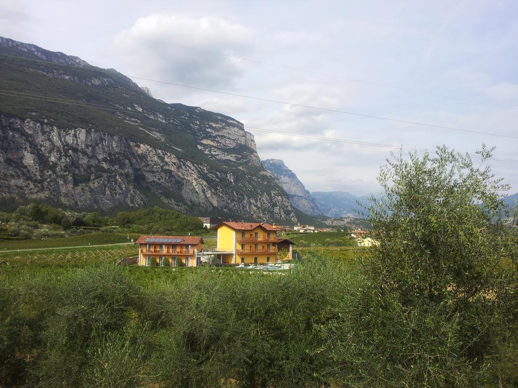 Maso Agritur Santa Lucia Bed and Breakfast Dro Exteriör bild